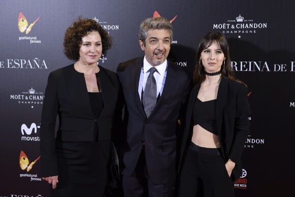 Florencia Bas avec son mari Ricardo Darin et sa fille Clara Darin à la première de "The Queen of Spain" à Madrid, le 24 novembre 2016
