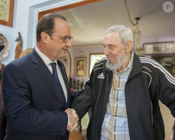 François Hollande a été reçu par Fidel Castro à son domicile de la Havane à Cuba le 11 mai 2015.