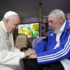 Le pape François rencontre Fidel Castro à La Havane le 21 septembre 2015.Au centre , Dalia Soto del Valle, la femme de Fidel Castro.