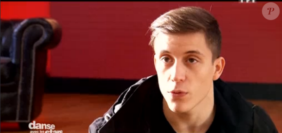 Le Belge Loïc Nottet évoque son passé difficile à l'école dans "Danse avec les stars 6", sur TF1. Le 12 décembre 2015.