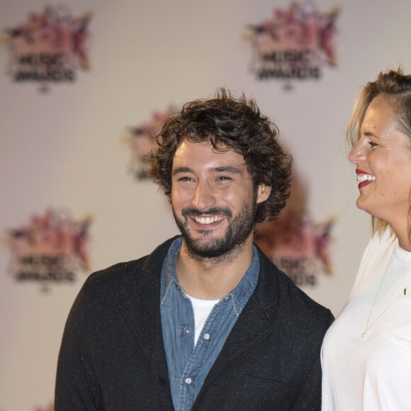 Laure Manaudou et son compagnon Jérémy Frérot à la 17ème cérémonie des NRJ Music Awards le 7 novembre 2015.