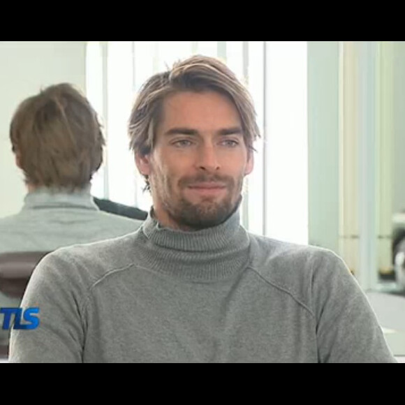 Camille Lacourt au micro de l'émission "Tout le sport" sur France 3 le 28 novembre 2016