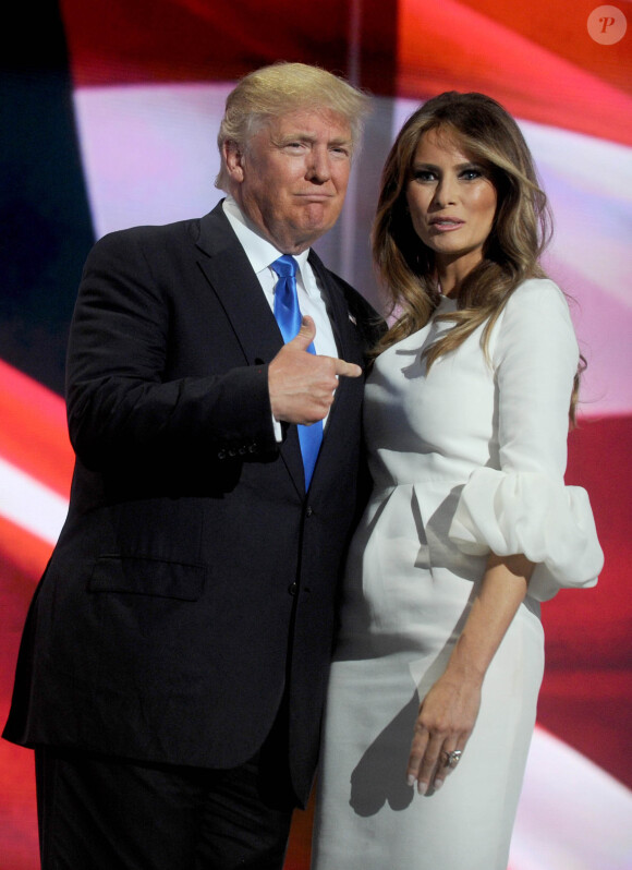 24 ans d'écart : Donald Trump et sa femme Melania Trump lors du 1er jour de la convention républicaine à Cleveland, le 18 juillet 2016. During the Republican National Convention Cleveland, Ohio, on July 18, 2016.18/07/2016 -