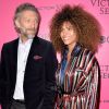 31 ans d'écart : Vincent Cassel et sa compagne Tina Kunakey lors du photocall du Victoria's Secret Fashion 2016 au Grand Palais à Paris, France, le 30novembre 2016. © BOV/Bestimage
