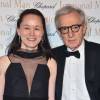 35 ans d'écart : Woody Allen et sa femme Soon-Yi - Soirée du film "L'homme irrationnel" de Woody Allen sur la plage du Martinez lors du 68ème festival international du film de Cannes. Le 15 mai 2015