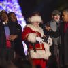 BaracketMichelle Obama lors de l'illumination du sapin de Noël de la Maison-Blanche, à Washington, le 1er décembre 2016.