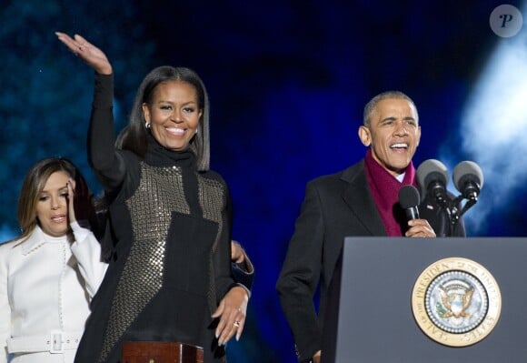 Michelle et Barack Obama lors de l'illumination du sapin de Noël de la Maison-Blanche, à Washington, le 1er décembre 2016.