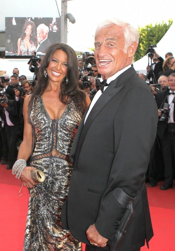 Jean-Paul Belmondo et Barbara Gandolfi à Cannes en mai 2011.