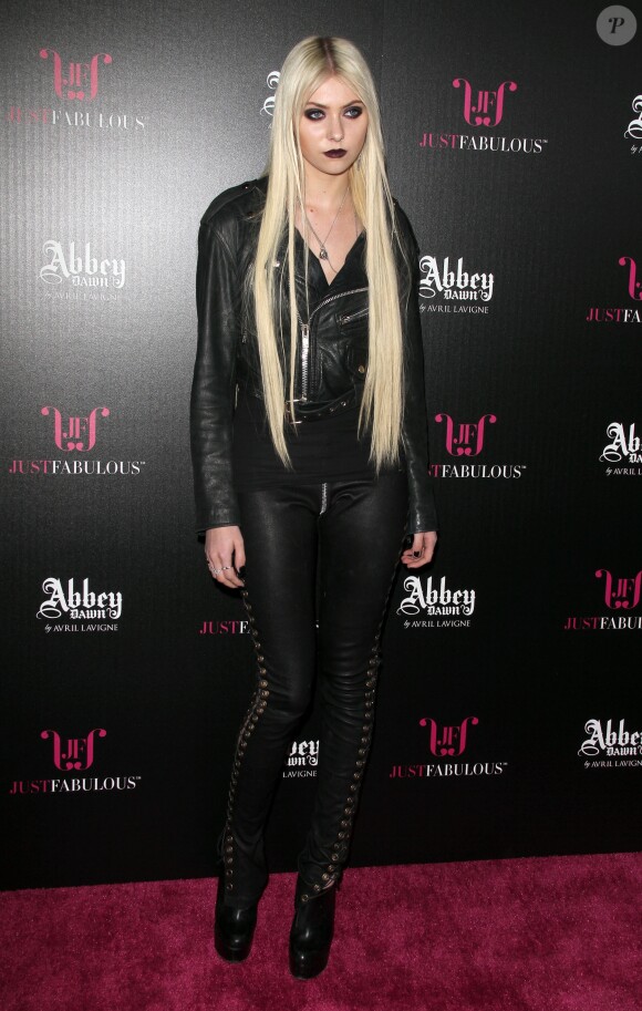 Taylor Momsen au Viper Room à Hollywood le 13 mars 2012