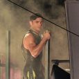 Exclusif - Zac Efron, tout en muscle, tourne en combinaison de plongée pour le film "Baywatch" à Los Angeles le 29 octobre 2016. © CPA / Bestimage