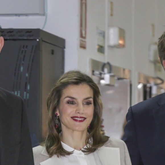 La reine Letizia et le roi Felipe VI d'Espagne célébraient le 12 décembre 2016 le 40e anniversaire du groupe de presse Zeta à Madrid.