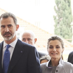 Le roi Felipe VI et la reine Letizia d'Espagne visitent l'Assemblée Nationale au palais de Sao Bento à Lisbonne lors de leur voyage officiel au Portugal. Le 30 novembre 2016 © Jack Abuin / Zuma Press / Bestimage