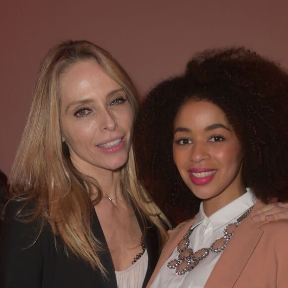 Tonya Kinzinger et Aurélie Konaté à la Soirée de présentation du clip du collectif "Seul Ensemble" au profit de la Maison des parents de l'hôpital Margency au Cirque Phénix de Paris le 12 décembre 2016. © Giancarlo Gorassini / Bestimage