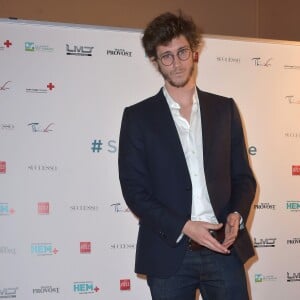 Jean-Baptiste Maunier à la Soirée de présentation du clip du collectif "Seul Ensemble" au profit de la Maison des parents de l'hôpital Margency au Cirque Phénix de Paris le 12 décembre 2016. © Giancarlo Gorassini / Bestimage