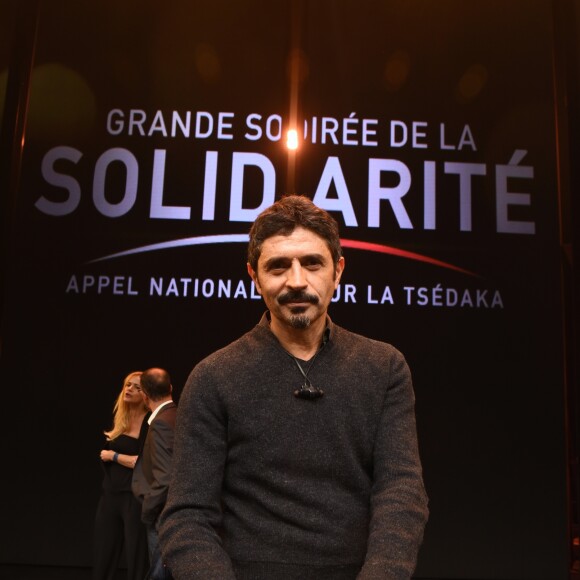 Exclusif - Serge Khalfon - Concert de solidarité de l'appel national pour la Tsédaka (Solidarité de la Communauté Juive de France envers les israélites et non israélites démunis) au Palais des Sports à Paris le 12 décembre 2016. Chaque année, l'Appel national pour la tsédaka mobilise dans un même élan de générosité, l’ensemble de la communauté juive de France pour soutenir des programmes sociaux. © Erez Lichtfeld/Bestimage