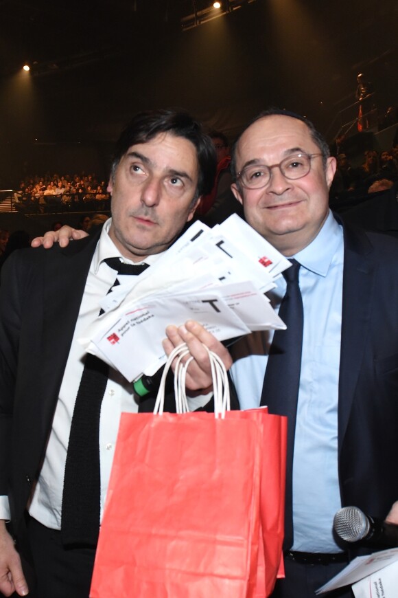 Exclusif - Le président de l'action sociale juive, le ' FSJU ' (Fond Social Juif Unifié) Mr Ariel Goldmann et le parrain de la Tsédaka 2016 Yvan Attal - Concert de solidarité de l'appel national pour la Tsédaka (Solidarité de la Communauté Juive de France envers les israélites et non israélites démunis) au Palais des Sports à Paris le 12 décembre 2016. Chaque année, l'Appel national pour la tsédaka mobilise dans un même élan de générosité, l’ensemble de la communauté juive de France pour soutenir des programmes sociaux. © Erez Lichtfeld/Bestimage