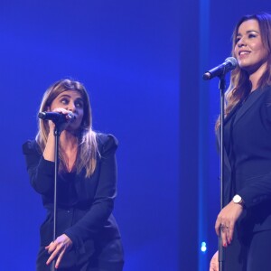 Exclusif - Julie Zenatti et Chimène Badi - Concert de solidarité de l'appel national pour la Tsédaka (Solidarité de la Communauté Juive de France envers les israélites et non israélites démunis) au Palais des Sports à Paris le 12 décembre 2016. Chaque année, l'Appel national pour la tsédaka mobilise dans un même élan de générosité, l’ensemble de la communauté juive de France pour soutenir des programmes sociaux. © Erez Lichtfeld/Bestimage