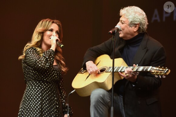 Exclusif - Hélène Ségara et Enrico Macias - Concert de solidarité de l'appel national pour la Tsédaka (Solidarité de la Communauté Juive de France envers les israélites et non israélites démunis) au Palais des Sports à Paris le 12 décembre 2016. Chaque année, l'Appel national pour la tsédaka mobilise dans un même élan de générosité, l’ensemble de la communauté juive de France pour soutenir des programmes sociaux. © Erez Lichtfeld/Bestimage