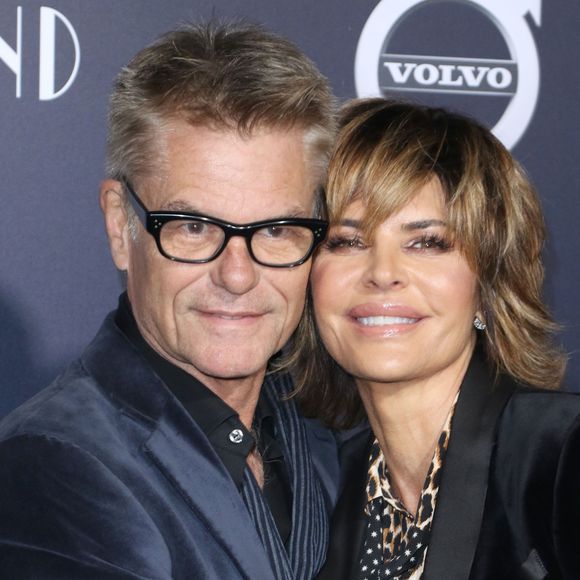 Harry Hamlin et sa femme Lisa Rinna à la première de ‘La La Land' au théâtre The Mann Village à Westwood, le 6 décembre 2016