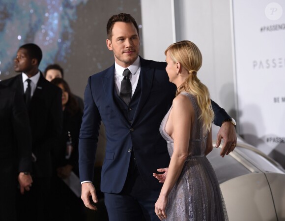 Anna Faris et son mari Chris Pratt à la première de Passengers au théâtre The Regency Village à Westwood, le 14 décembre 2016