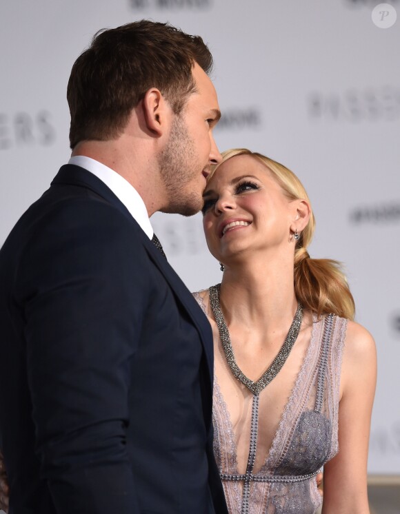 Anna Faris et son mari Chris Pratt à la première de Passengers au théâtre The Regency Village à Westwood, le 14 décembre 2016