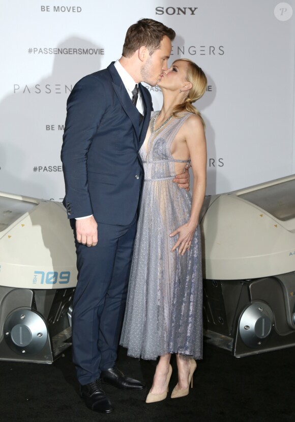 Chris Pratt et sa femme Anna Faris à la première de Passengers au théâtre The Regency Village à Westwood, le 14 décembre 2016