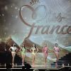 Les cinq finalistes. Concours Miss France 2017. Sur TF1, le 17 décembre 2016.