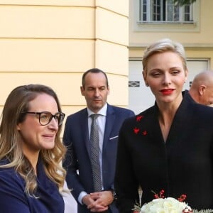 Exclusif - Le prince Albert II de Monaco et la princesse Charlene participent à la remise des cadeaux aux anciens monégasques dans les locaux de la Croix Rouge à Monaco le 16 décembre 2016.