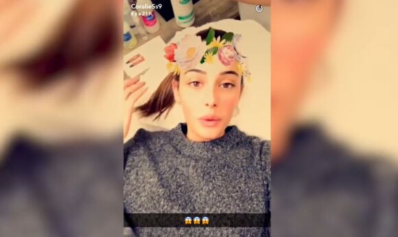Coralie Porrovecchio en séance de micro-pigmentation des lèvres, Snapchat, décembre 2016