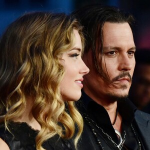 Johnny Depp et sa femme Amber Heard - Avant-première du film "Black Mass" lors du Festival BFI à Londres, le 11 octobre 2015.