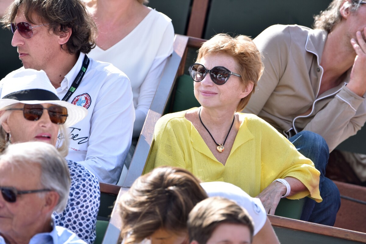 Photo : Laurence Parisot dans les tribunes lors de la finale des