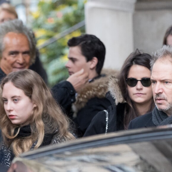 Christopher Thompson - Sorties des obsèques de Michèle Morgan en l'église Saint-Pierre de Neuilly-sur-Seine. Le 23 décembre 2016