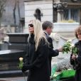 Sarah Marshall lors des obsèques de Michèle Morgan, enterrée au côté de son compagnon Gérard Oury, au cimetière du Montparnasse. Paris, le 23 décembre 2016.