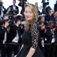 Julie Ferrier - Montée des marches du film "Julieta" lors du 69e Festival International du Film de Cannes. Le 17 mai 2016. © Olivier Borde-Cyril Moreau/Bestimage