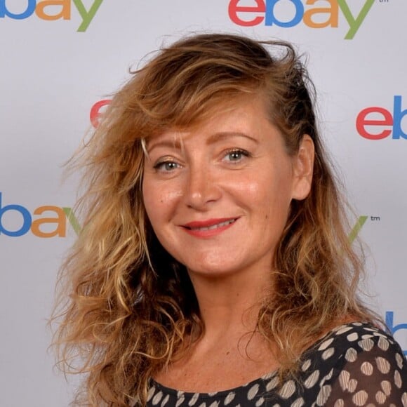 Julie Ferrier - Photocall de la soirée des 15 ans d'Ebay à l'Hôtel Salomon de Rothschild le 17 septembre 2015.