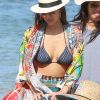 Exclusif - Jessica Alba, en bikini, et ses filles lors de leurs vacances à Hawaï avec des amis le 1er janvier 2017.