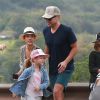 Exclusif - Jessica Alba en famille avec son mari Cash Warren et ses filles Honor et Haven profitent de leur journée à Hawaï le 30 décembre 2016