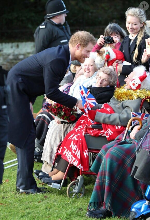 Le prince Harry à la messe de Noël avec la famille royale à l'église de Sandringham le 25 décembre 2016.