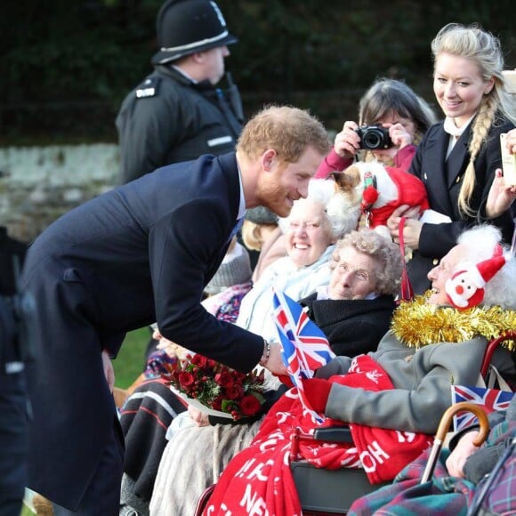 Le prince Harry à la messe de Noël avec la famille royale à l'église de Sandringham le 25 décembre 2016.