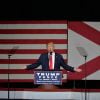 Le candidat républicain à l'élection présidentielle Donald Trump en campagne au centre South Florida Fairgrounds à West Palm Beach, Floride, Etats-Unis, le 13 octobre 2016.