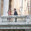 Semi-exclusif - Dakota Johnson et Jamie Dornan tournent une scène du film "50 nuances plus sombres" sur le balcon de l'Opéra Garnier à Paris le 18 juillet 2016.