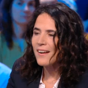 Mazarine Pingeot sur le plateau de l'émission "Le Grand Journal", jeudi 12 janvier 2017