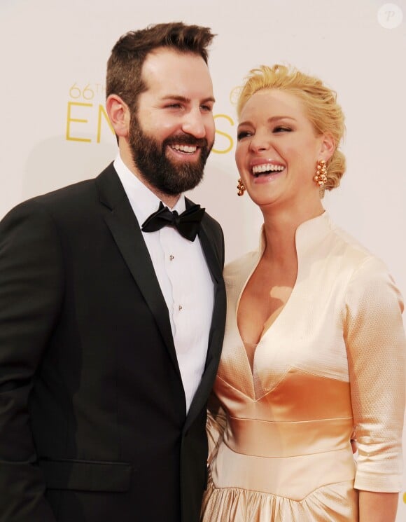 Katherine Heigl et son mari Josh Kelley arrivant à la 66ème cérémonie annuelle des Emmy Awards au Nokia Theatre à Los Angeles, le 25 août 2014