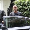 Le chanteur George Michael quitte son domicile pour rejoindre la salle Earls Court pour son dernier concert a Londres. Le 17 octobre 2012