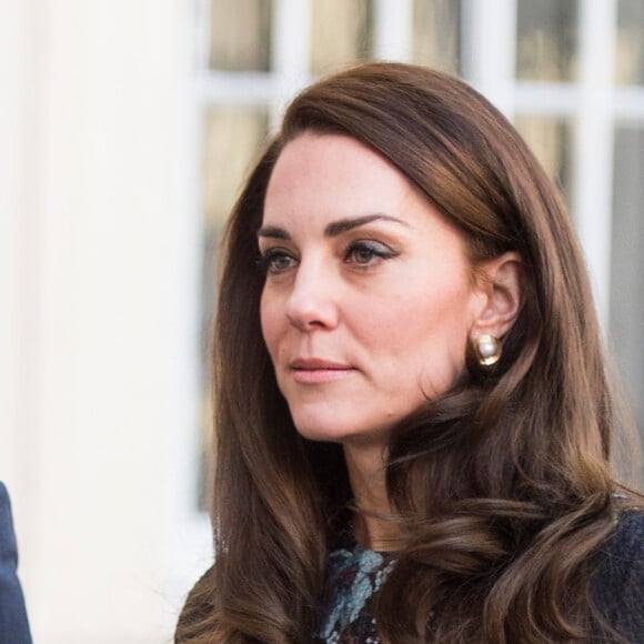 La duchesse Catherine de Cambridge, le prince William et le prince Harry étaient réunis le 17 janvier 2017 à l'Institut d'art contemporain de Londres pour une réunion de leur association Heads Together en vue du marathon de Londres au mois d'avril, où Heads Together sera l'Association de l'année.