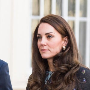 La duchesse Catherine de Cambridge, le prince William et le prince Harry étaient réunis le 17 janvier 2017 à l'Institut d'art contemporain de Londres pour une réunion de leur association Heads Together en vue du marathon de Londres au mois d'avril, où Heads Together sera l'Association de l'année.