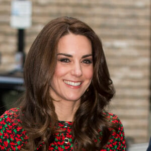 La duchesse Catherine de Cambridge, le prince William et le prince Harry prenaient part le 19 décembre 2016 à l'assemblée générale et la fête de Noël de leur association Heads Together, à Londres.