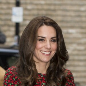 La duchesse Catherine de Cambridge, le prince William et le prince Harry prenaient part le 19 décembre 2016 à l'assemblée générale et la fête de Noël de leur association Heads Together, à Londres.