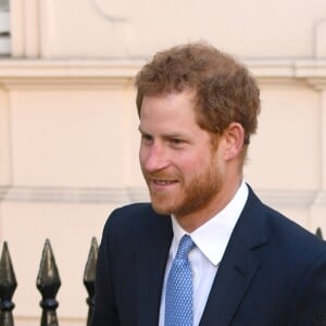 La duchesse Catherine de Cambridge, le prince William et le prince Harry arrivent le 17 janvier 2017 à l'Institut d'art contemporain de Londres pour une réunion de leur association Heads Together en vue du marathon de Londres au mois d'avril, où Heads Together sera l'Association de l'année.