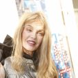 Arielle Dombasle au défilé de mode "Vanessa Seward", collection prêt-à-porter Printemps-Eté 2017 à Paris, le 4 octobre 2016.© Christophe Aubert via Bestimage